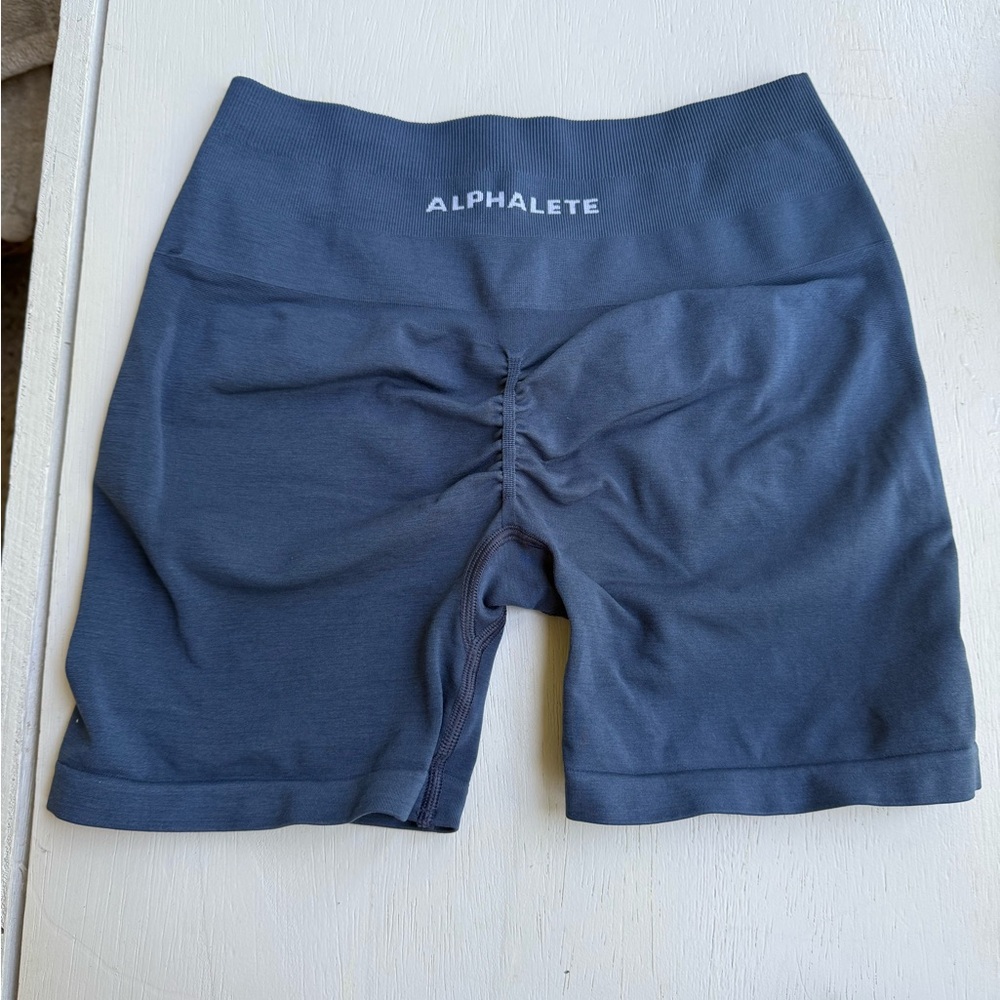Alphalete Amplify Shorts 4.5” Inseam